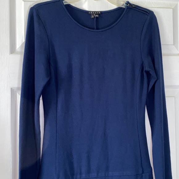 Theory Long Sleeve Quilted Dress - Picture 4 of 4